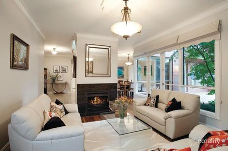 Property photo of 3 Merrion Place Kew VIC 3101