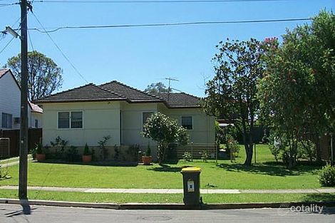 9 Dunbar Ave, Regents Park, NSW 2143