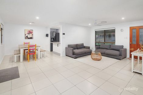 Property photo of 9 Matson Avenue Regents Park QLD 4118