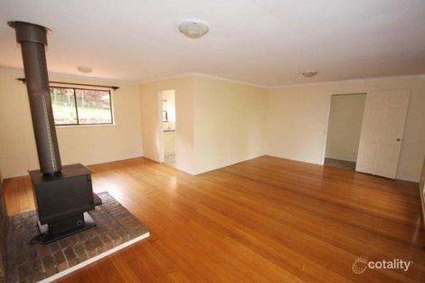 Property photo of 30 Fairway Road Emerald VIC 3782