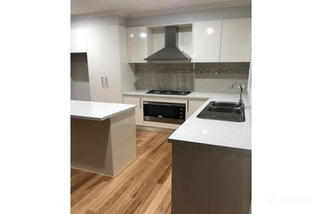 Property photo of 3 Wrexham Road Wollert VIC 3750