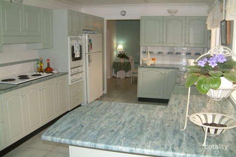 Property photo of 4 Yarrabee Close Charlestown NSW 2290