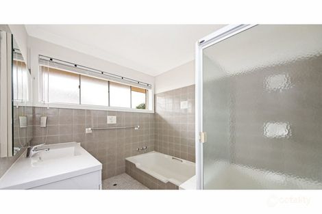 Property photo of 26 Lorinya Street Mansfield QLD 4122