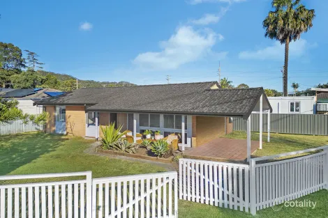 Property photo of 21 Cambridge Circle Ourimbah NSW 2258