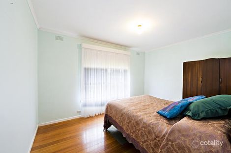 Property photo of 4 Hugo Court Fawkner VIC 3060