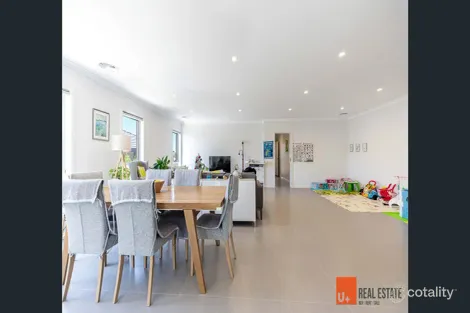 Property photo of 4 Cartledge Street Casey ACT 2913