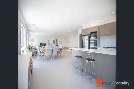 Property photo of 4 Cartledge Street Casey ACT 2913