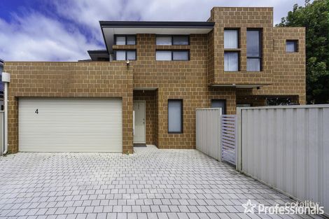 Property photo of 4/22 Pearl Road Cloverdale WA 6105