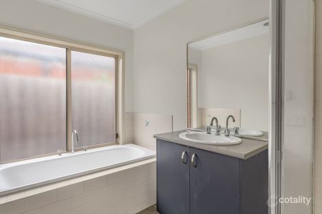 Property photo of 19 Montana Drive Werribee VIC 3030