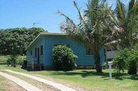 Property photo of 2 Coral Street Tannum Sands QLD 4680