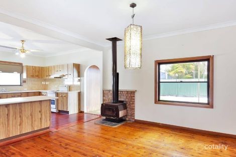 Property photo of 5 Kalani Street Budgewoi NSW 2262