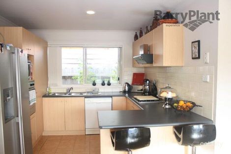 Property photo of 48/36-40 Hennessy Way Dandenong North VIC 3175