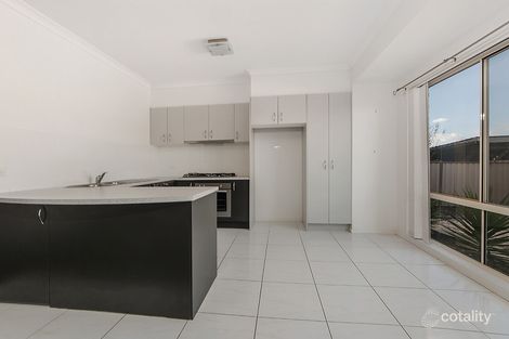 Property photo of 21 Waterside Drive Burnside Heights VIC 3023