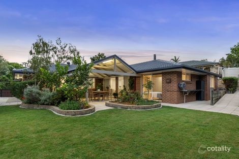 8 Whitewood Pl, Arana Hills, QLD 4054