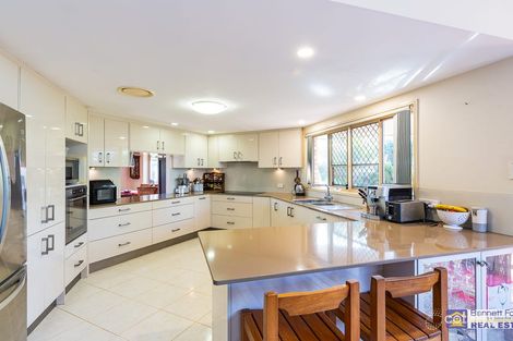 Property photo of 6 Mathison Court Redland Bay QLD 4165