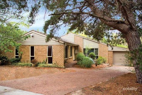 Property photo of 16 Carbora Dale Greensborough VIC 3088
