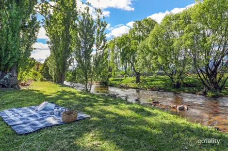 30 High St, Merrijig, VIC 3723