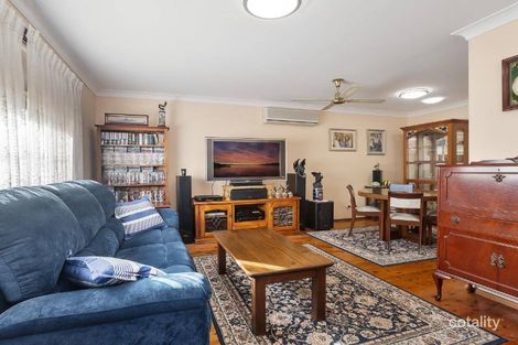 Property photo of 11 Somerville Close Budgewoi NSW 2262