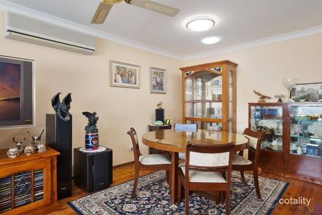 Property photo of 11 Somerville Close Budgewoi NSW 2262