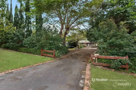 Property photo of 11 Beenwerrin Crescent Capalaba QLD 4157