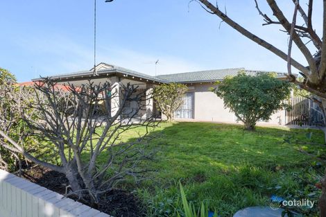 Property photo of 17 Barbrook Way Warnbro WA 6169