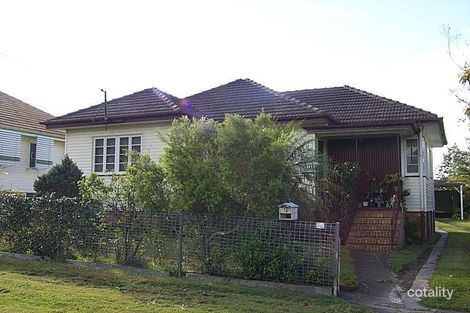 16 Aeroplane St, Cannon Hill, QLD 4170