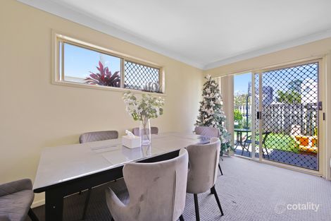 8/183 Government Rd, Labrador, QLD 4215