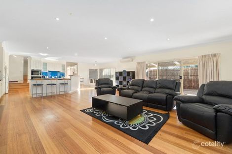 Property photo of 5 Flora Park Way Carrum Downs VIC 3201