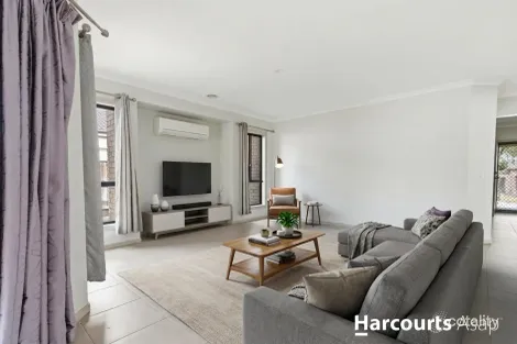 Property photo of 11 Springmount Street Cranbourne North VIC 3977