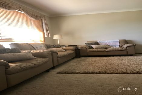 Property photo of 24 Twickenham Drive Dubbo NSW 2830