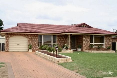 Property photo of 24 Twickenham Drive Dubbo NSW 2830