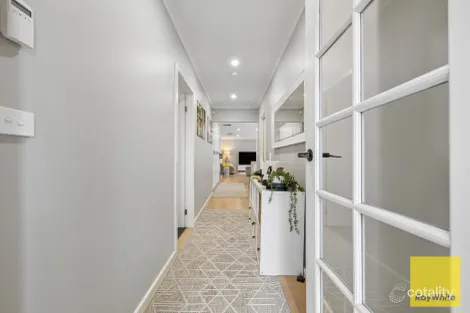 Property photo of 60 Evesham Drive Point Cook VIC 3030