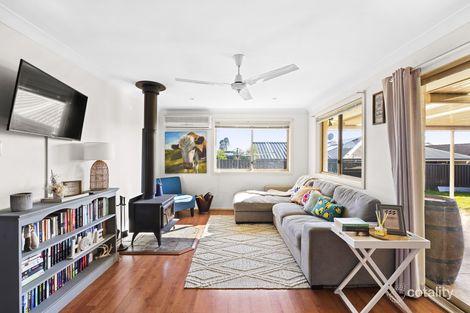 Property photo of 12 Fitzroy Street Hill Top NSW 2575