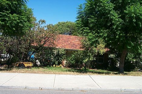 14 Heylmore Rd, Medina, WA 6167