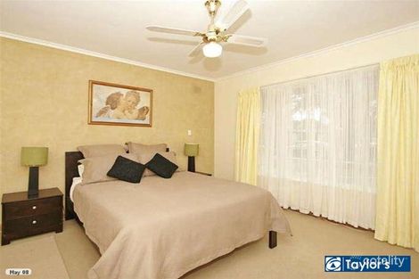 Property photo of 10 Sea View Road Para Hills SA 5096