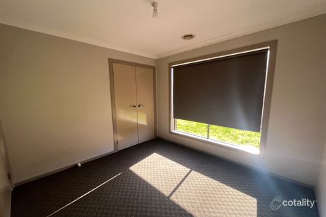 Property photo of 9 Grovedale Way Manor Lakes VIC 3024