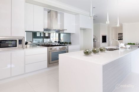 Property photo of 11 Talana Hill Drive Edmondson Park NSW 2174