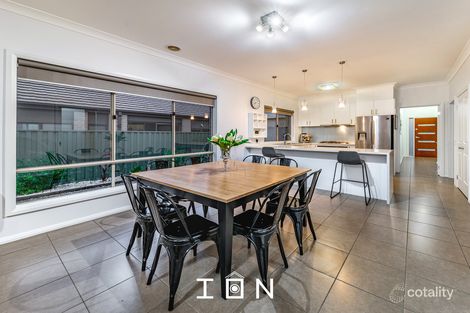 Property photo of 67 Moore Mews Pakenham VIC 3810