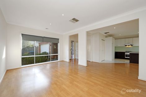 Property photo of 2/28 Burchall Crescent Rowville VIC 3178