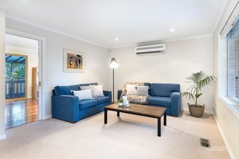 Property photo of 2/17 Neville Street Ringwood VIC 3134