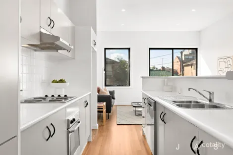Property photo of 2/3 Canterbury Street Yarraville VIC 3013