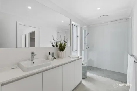 Property photo of 15 Hart Drive Warragul VIC 3820