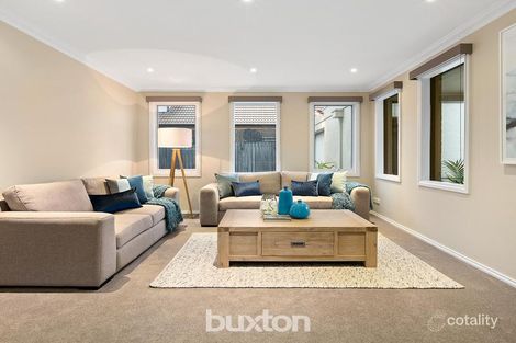 Property photo of 30 Fernhill Drive Dingley Village VIC 3172