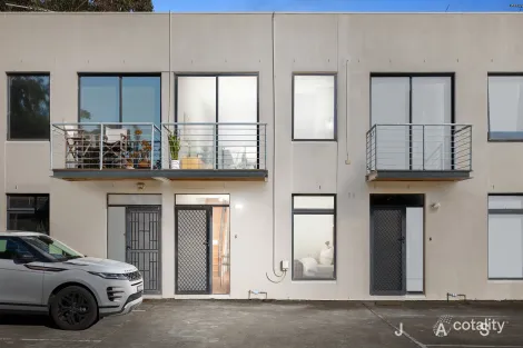 Property photo of 2/3 Canterbury Street Yarraville VIC 3013