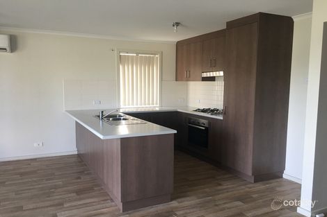 Property photo of 38 Lakeland Road Munno Para West SA 5115