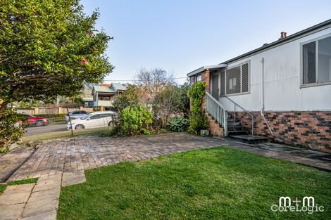Property photo of 3 Park Road Bulli NSW 2516