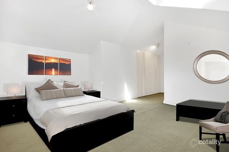 Property photo of 9/47-49 Yarranabbe Road Darling Point NSW 2027