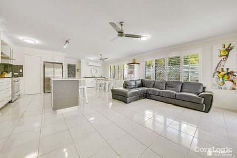Property photo of 8 Barrington Court Pacific Heights QLD 4703