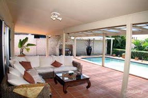 Property photo of 19 Sophie Avenue Broadbeach Waters QLD 4218