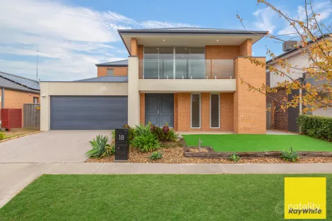18 Yacht Rd, Point Cook, VIC 3030